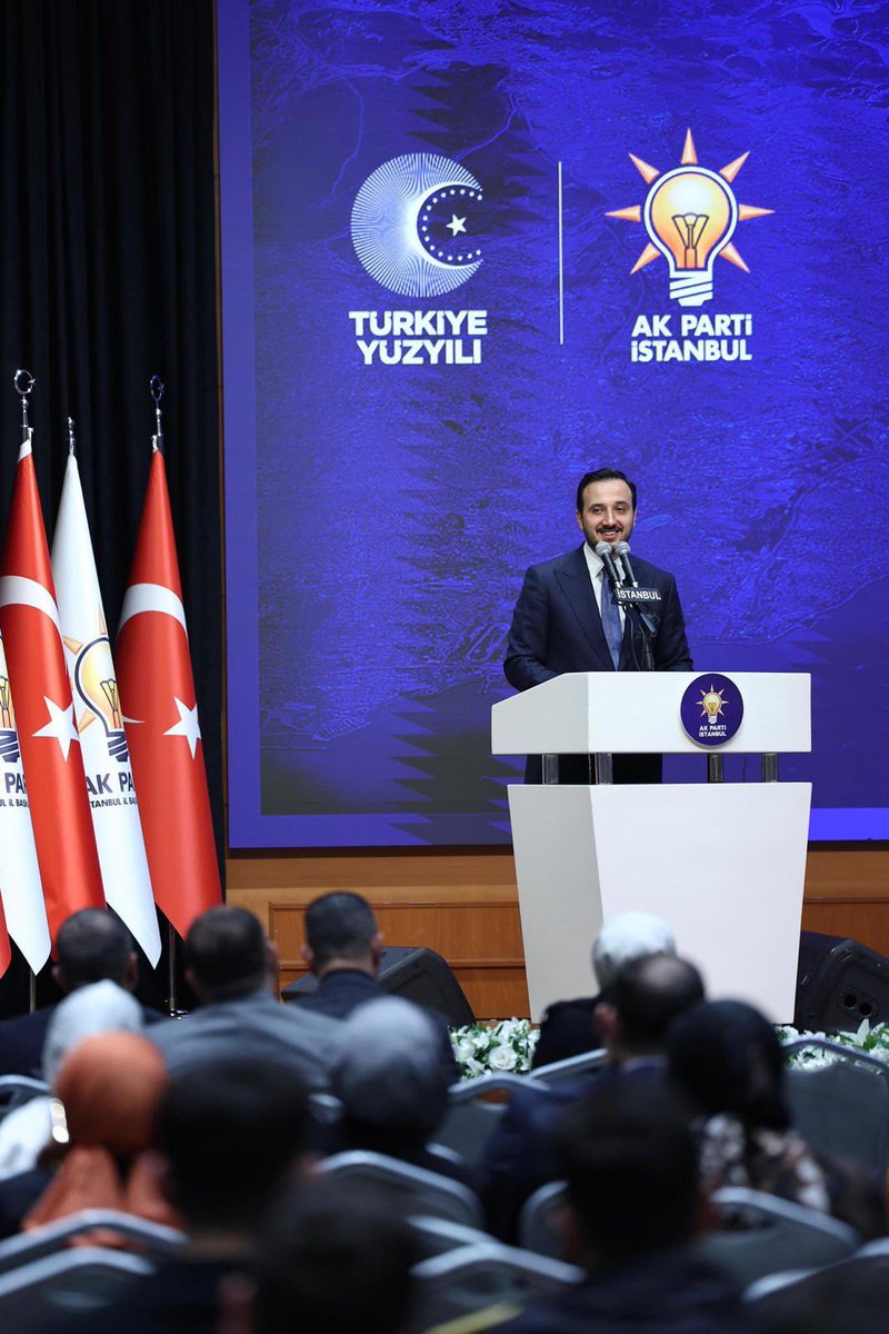 akgencistanbul's tweet photo. Yerel yönetimler Gündemli İl Danışma Meclisi Toplantımızı, teşkilatımızın tüm kademelerinin geniş katılımıyla İl Başkanlığımızda gerçekleştirdik.

Güçlü teşkilat yapımız ve hizmet sevdamızla milletimize hizmet yolunda olmaya devam edeceğiz. https://t.co/zzKg5ZIFBG