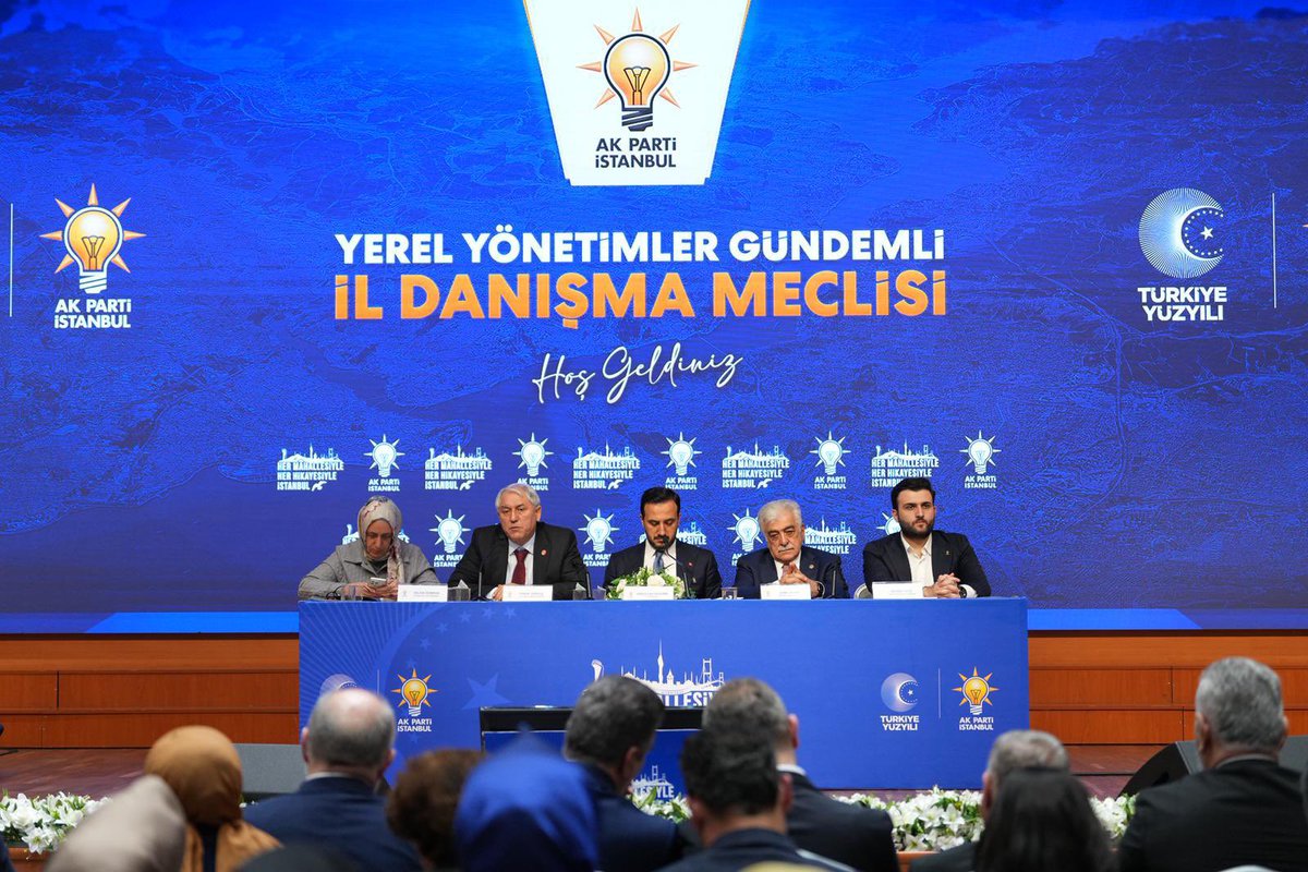 akgencistanbul's tweet photo. Yerel yönetimler Gündemli İl Danışma Meclisi Toplantımızı, teşkilatımızın tüm kademelerinin geniş katılımıyla İl Başkanlığımızda gerçekleştirdik.

Güçlü teşkilat yapımız ve hizmet sevdamızla milletimize hizmet yolunda olmaya devam edeceğiz. https://t.co/zzKg5ZIFBG