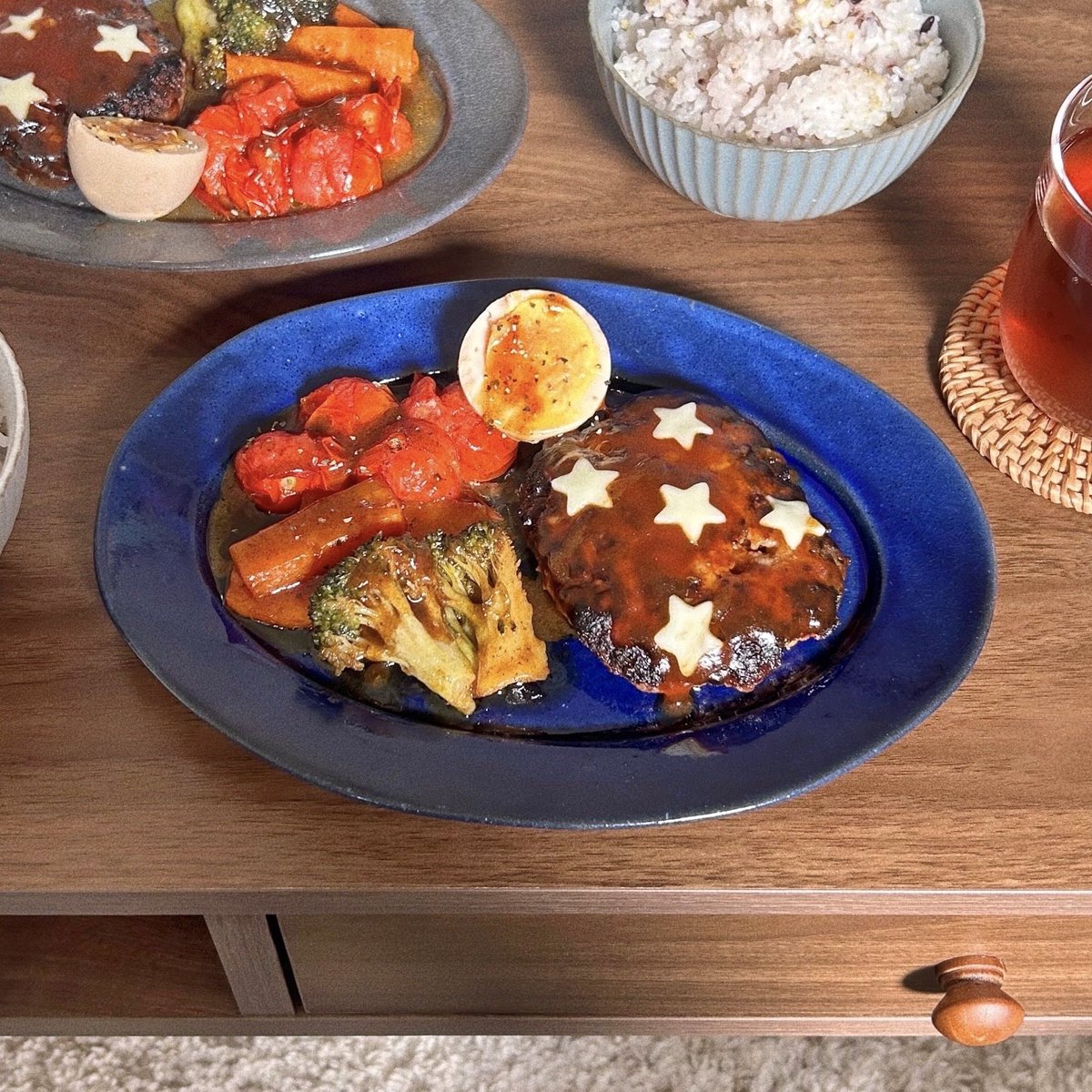 _1294_ms_'s tweet photo. 我が家のハンバーグ 🍅ᯓ˚⋆★ https://t.co/GDSgpXfgqf