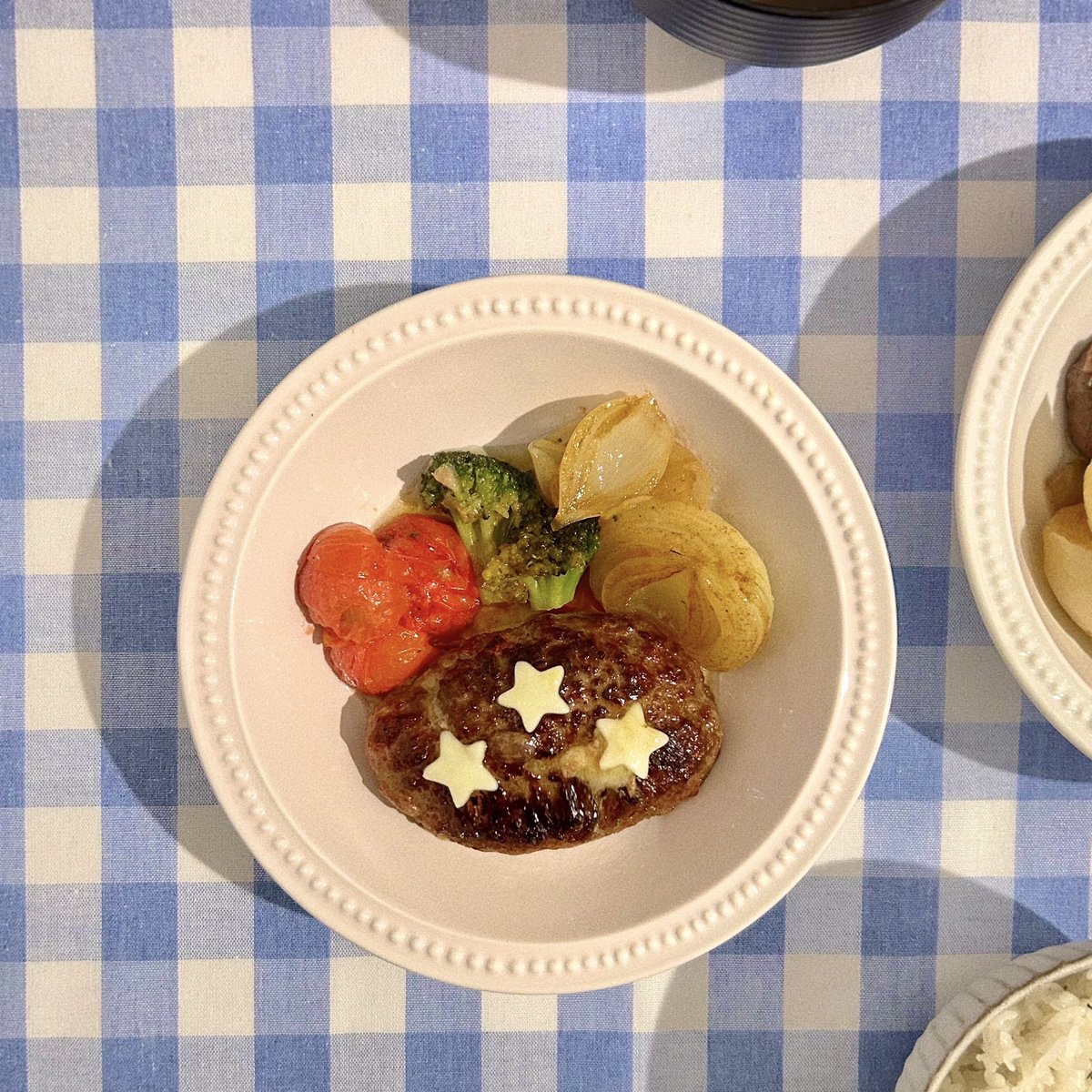 _1294_ms_'s tweet photo. 我が家のハンバーグ 🍅ᯓ˚⋆★ https://t.co/GDSgpXfgqf