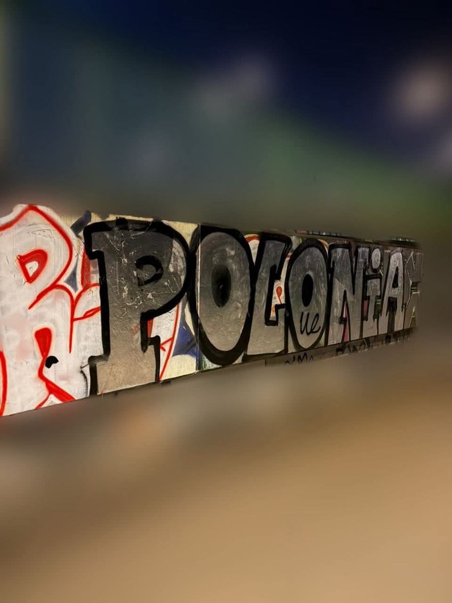 to ja FAN z Warszawy 🇵🇱 ⚫⚪🔴⚫ tweet media