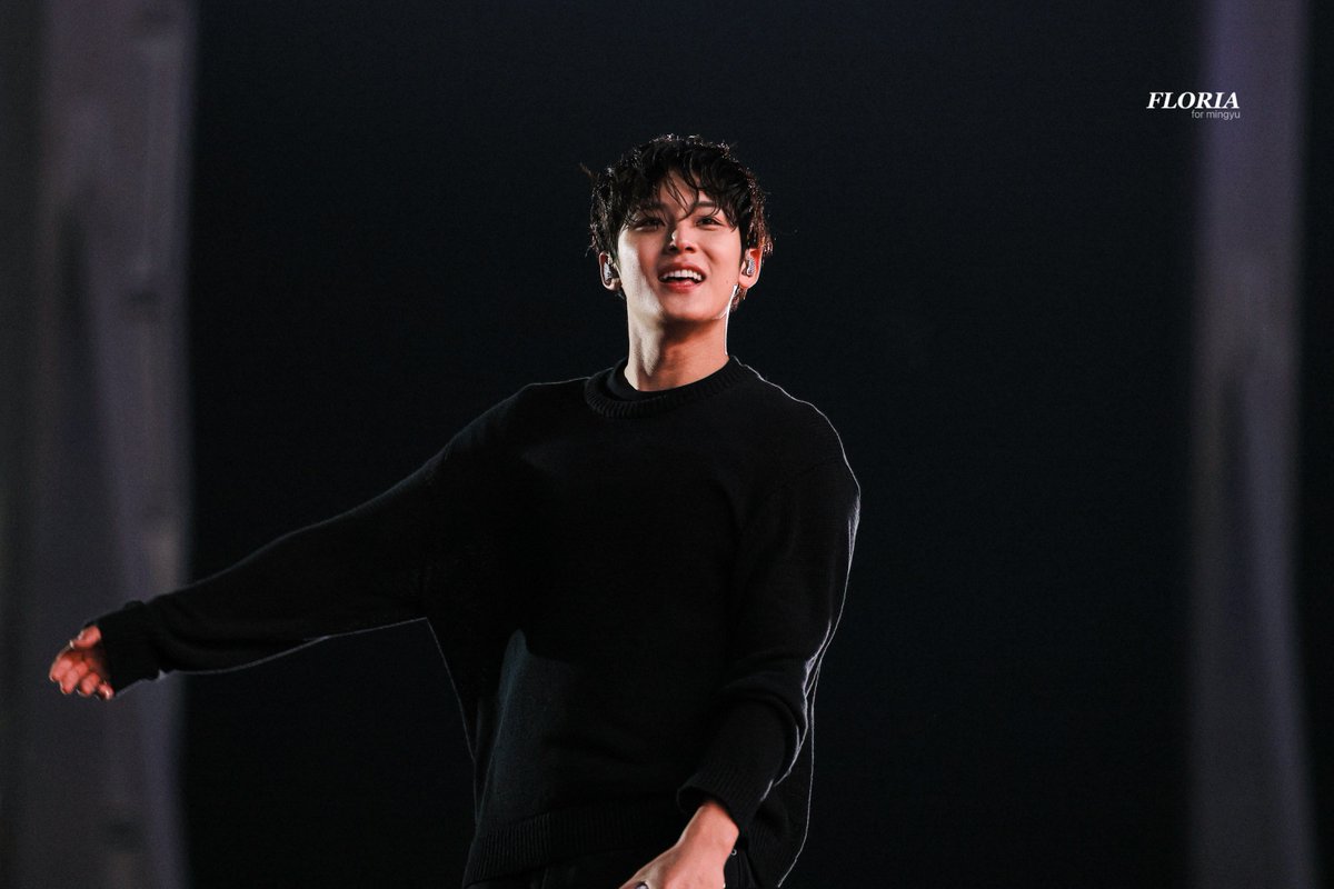 𝐅𝐋𝐎𝐑𝐈𝐀 tweet media