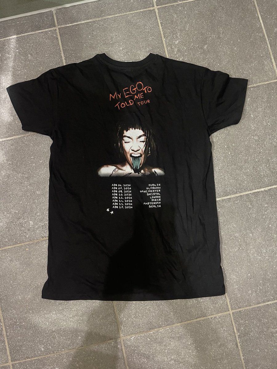 MerchMix's tweet photo. Leigh-Anne
My Ego Told Me To Tour
Black T-Shirt
€40

📸 @perriefthes https://t.co/ktJCGY6lco