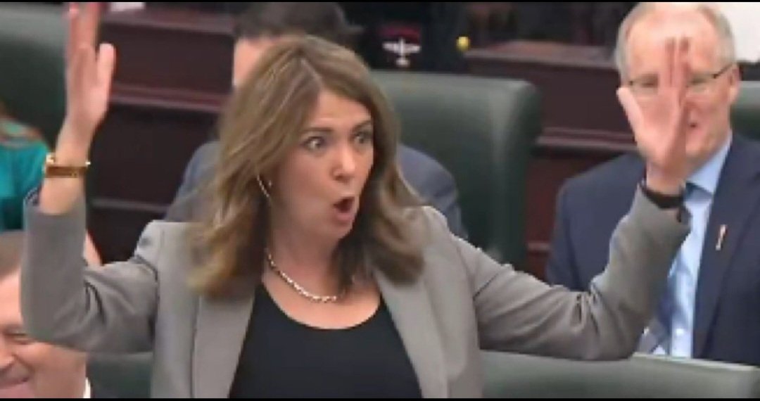 MurrayManera's tweet image. Im presently housing a homeless veteran in the back of my truck.
While Premier Smith says that everything is just great in dt Edmonton.
We talk a lot.
About the system of care in Edmonton.
Who do I believe?
Dave 
She's quite the actress isn't she?

#yegdt #McCauley #Edmonton