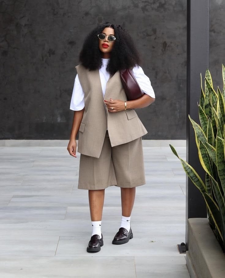 𝑨𝒚𝒐𝒅𝒆𝒍𝒆 tweet media