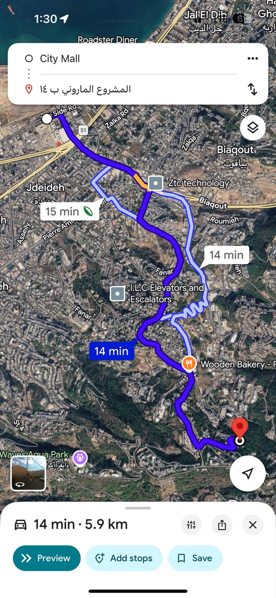 دليفري بلا شنطة (يعني دكان) فرّ من عين سعادة عالدورة الساعة ٩ بالليل

ما رجع عند المحل اللي بيشتغل فيه اللي مفترض يكون بالمنطقة اي مسافة اقل من ربع ساعة، بما انو دكان. 

رجع عالاوتستراد اللي بيبعد ١٥ دقيقة من مكان الغارة. 

ما في محلات دليفري الا من الساحل. 

ايه مش غلط.