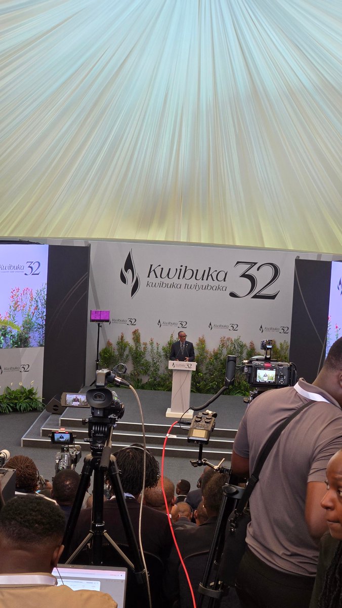 byukavuba's tweet photo. Ntabwo u Rwanda ruzongera gupfa. 

#Kwibuka32 https://t.co/L0NdbJirBg