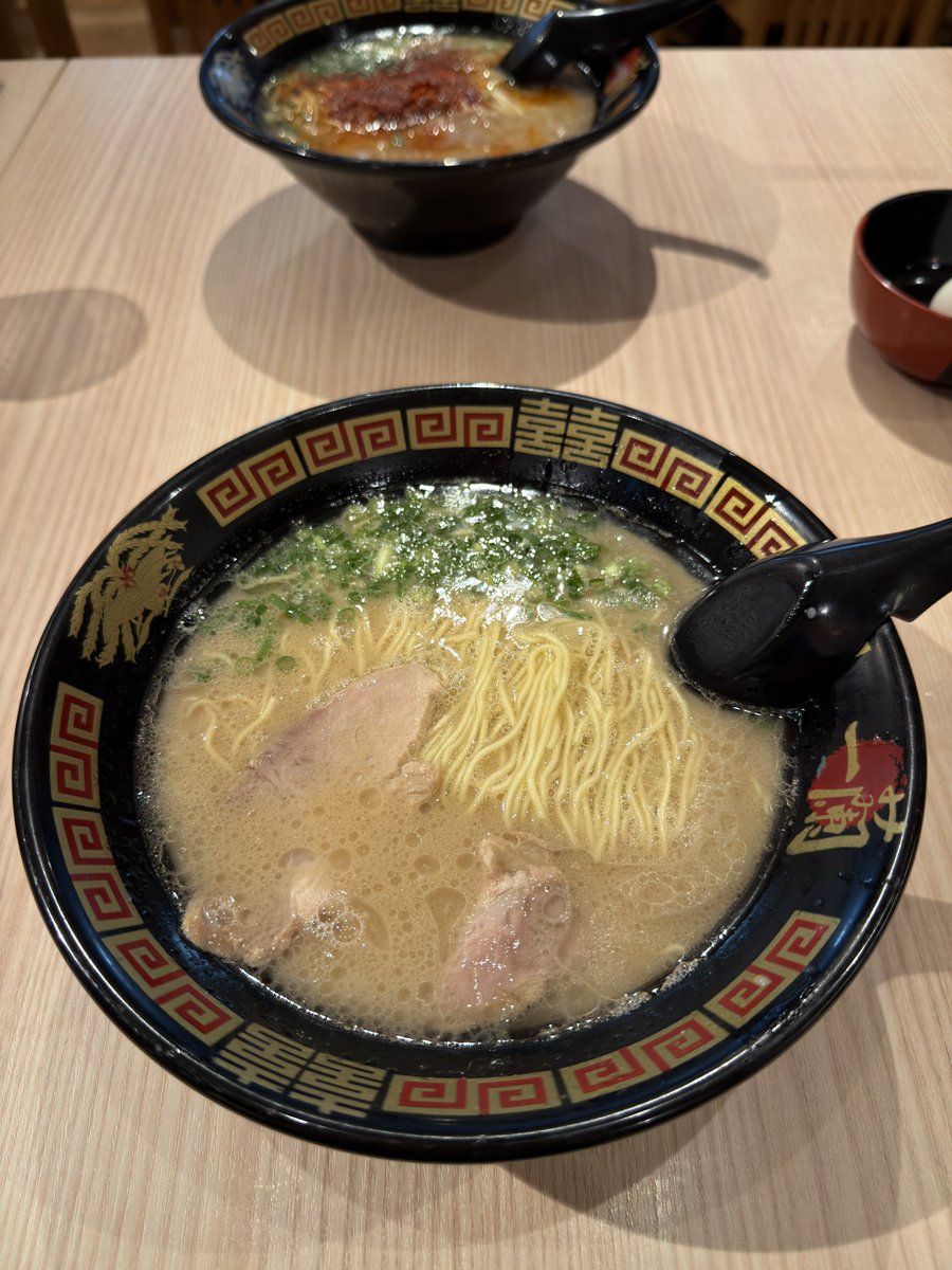 つっちー tweet media