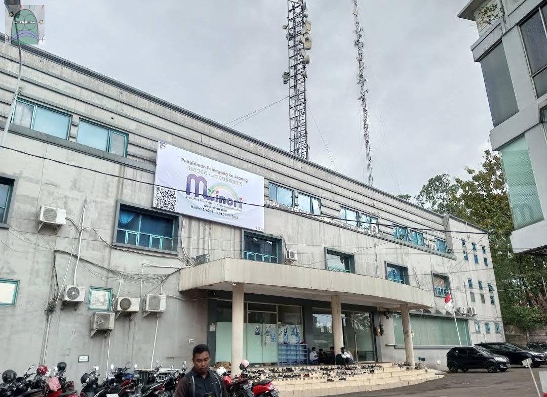 Tanyarlfes tweet media