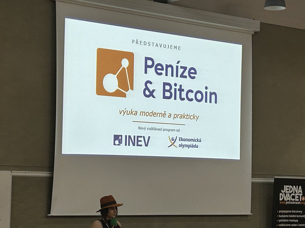 Bitcoin v kapse tweet media