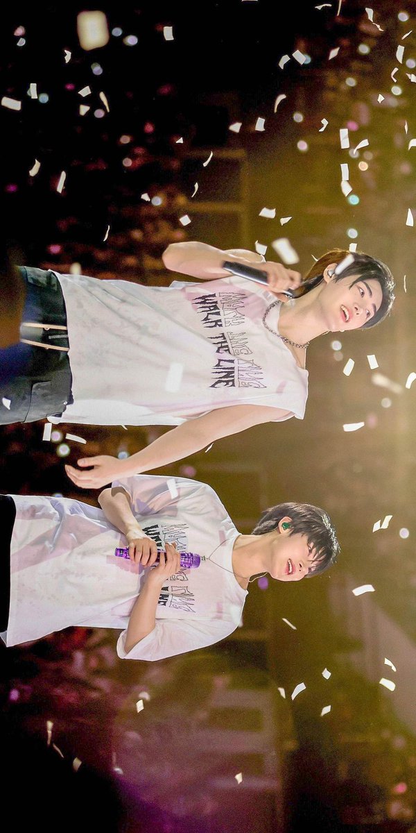 eliโญ tweet media