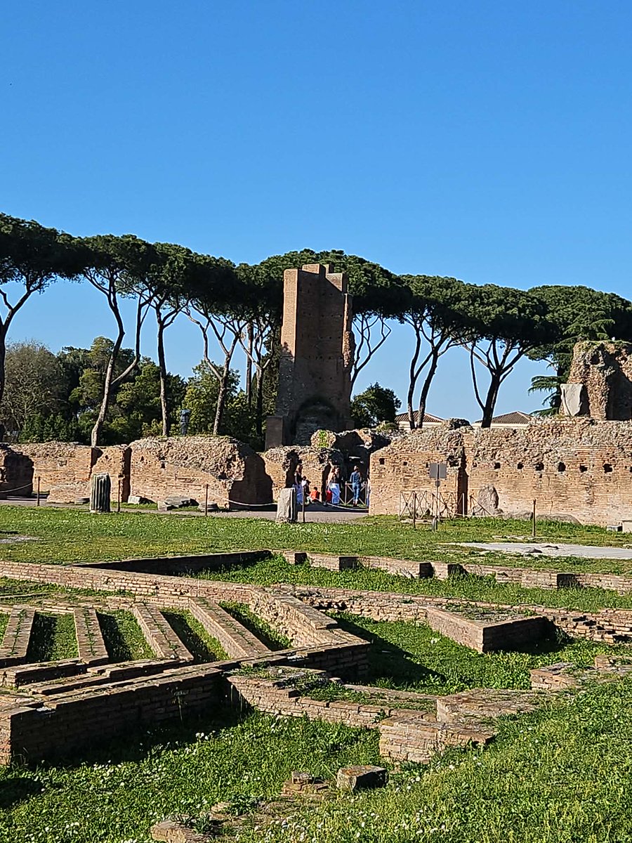 Евгений Понасенков tweet media