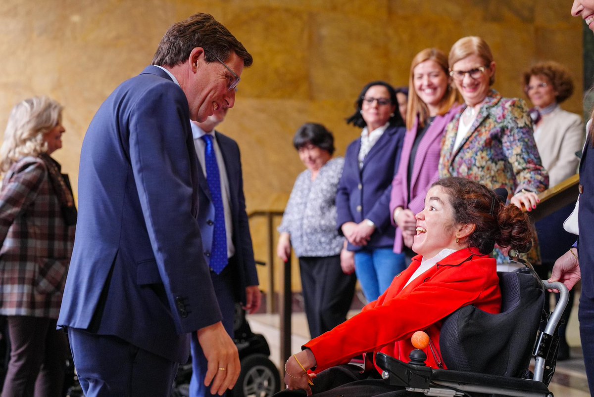 José Luis Martínez-Almeida tweet media