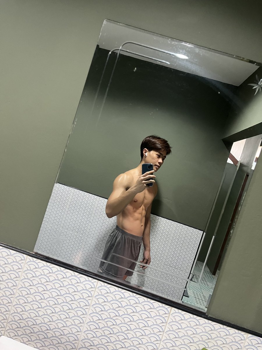 sirisakz tweet media