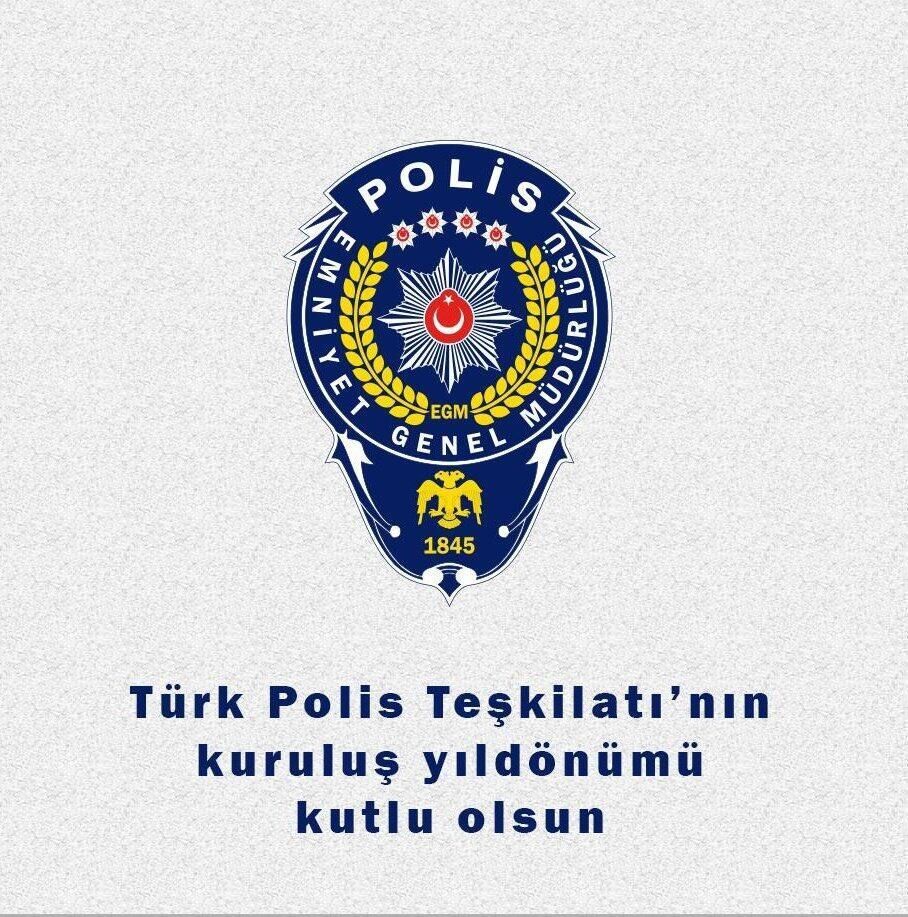 Akhisarli4562's tweet photo. TÜRKİYE CUMHURİYETİNİN DEĞERLİ TEŞKİLATI ve TEŞKİLATIN SAHİPLERİ KAHRAMAN POLİSLERİMİZİN HAFTALARINI EN KALBİ DUYGULARIMLA KUTLAR GÖREVLERİNDE BAŞARILAR DİLERİM. #Polisim.🇹🇷 https://t.co/ynqFrqNidA