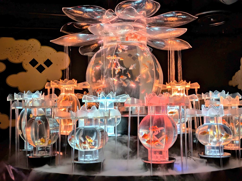 ハチづき tweet media