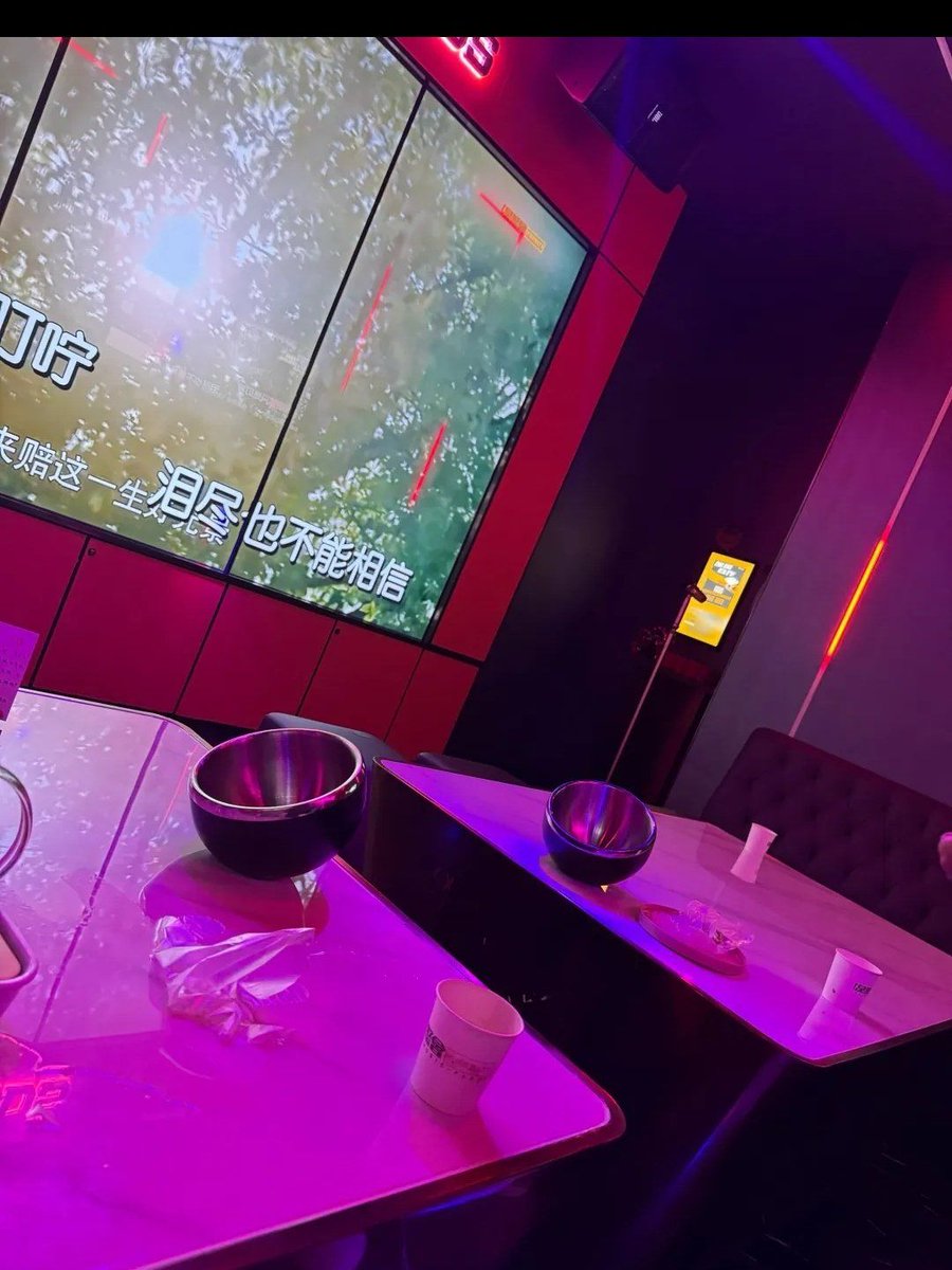 Isa_pepette@hotmail. tweet media