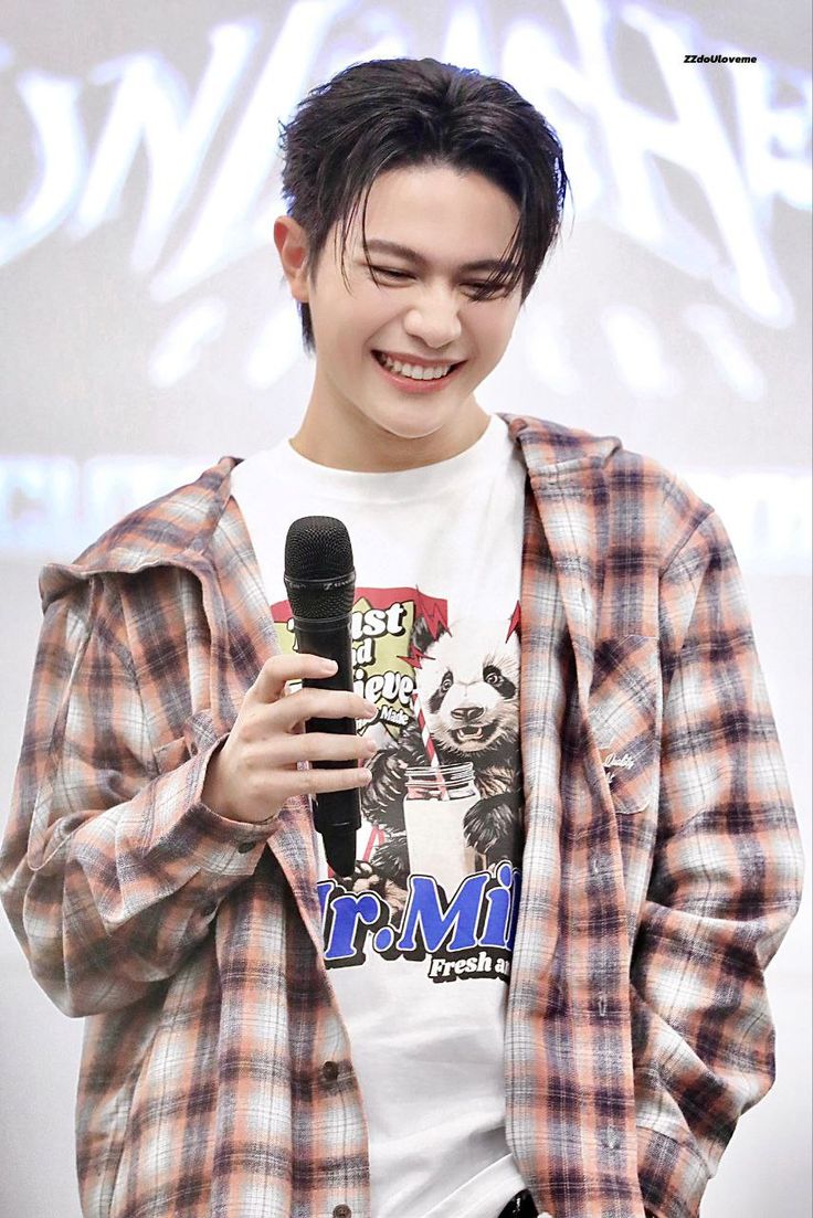 Chidinmagravess/Ani_Earth tweet media