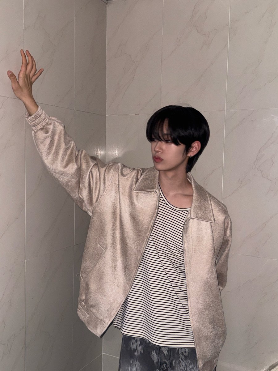 idntt_cosmo's tweet photo. 덴쥬들이 보고싶우다..💕

#idntt #아이덴티티 #アイデンティティ
#yesweare #황은수 #hwangeunsoo https://t.co/eZSxBlsbgv