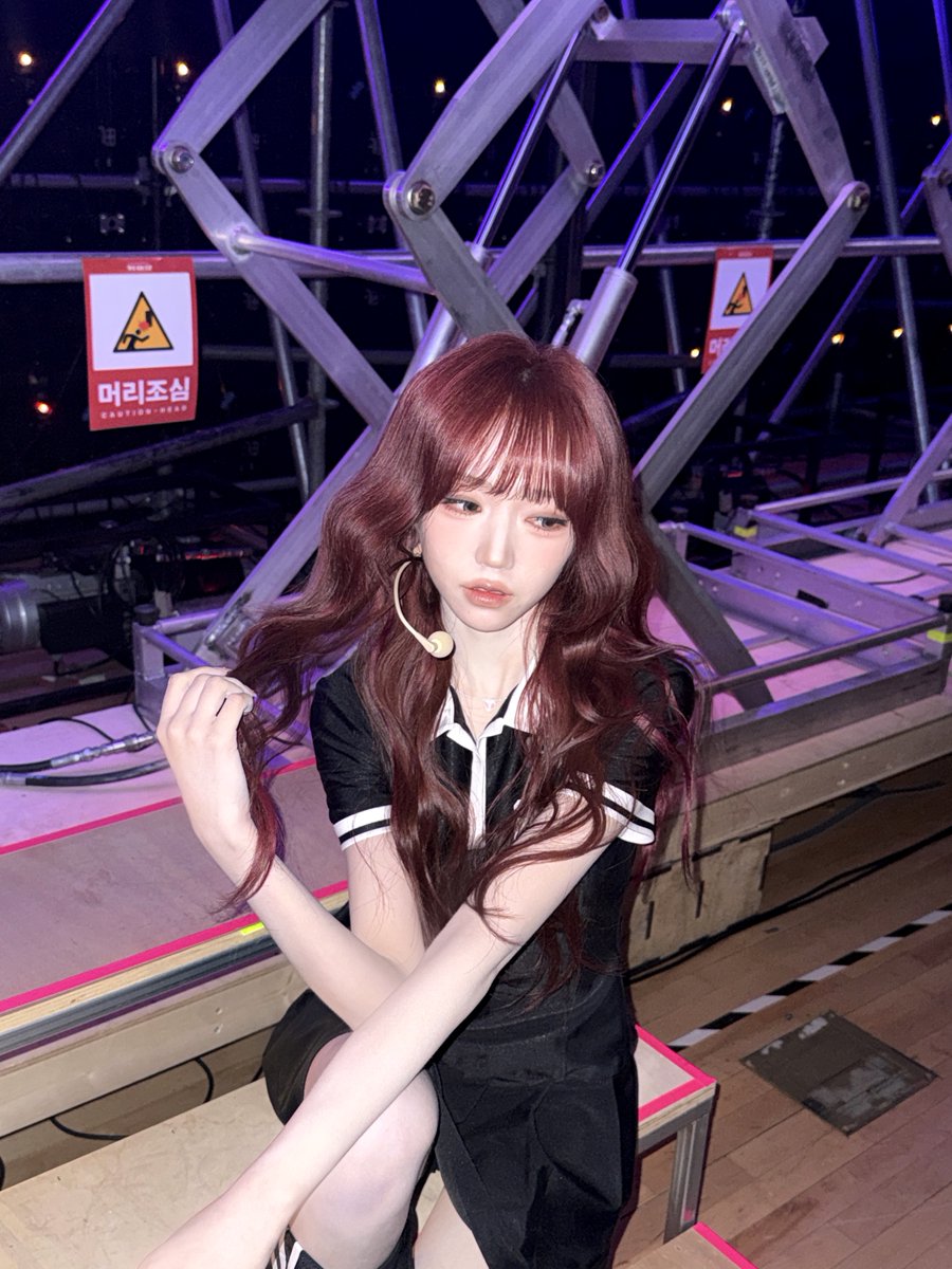 tripleS official tweet media