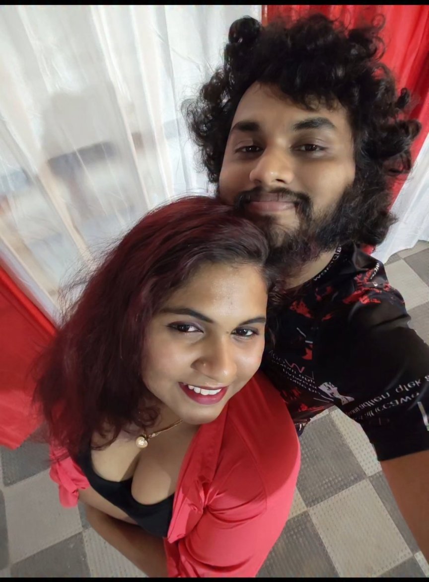 YouQnMe's tweet photo. புதுசா ஏதோ series release பண்ணி இருக்காங்க போல 🔥 https://t.co/BF9CZd1gg6