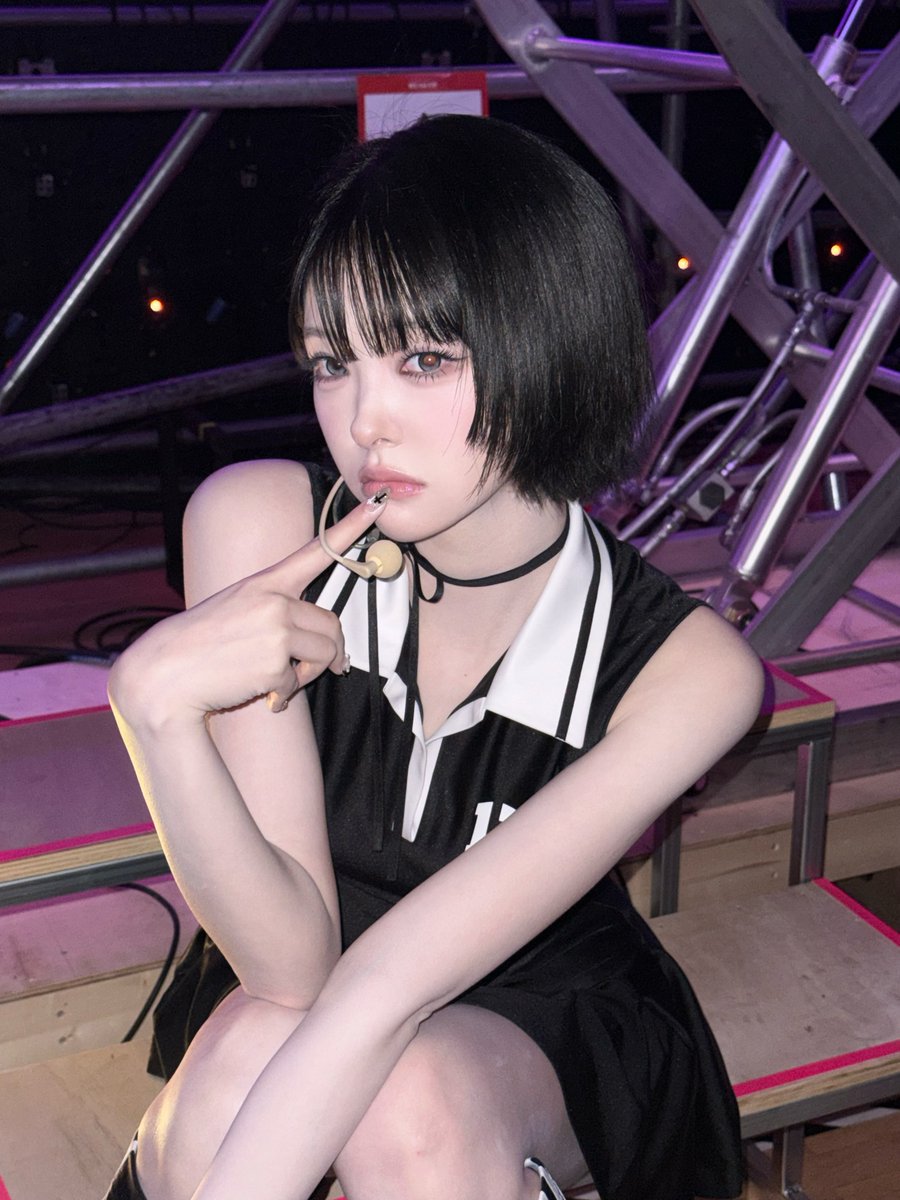 tripleS official tweet media