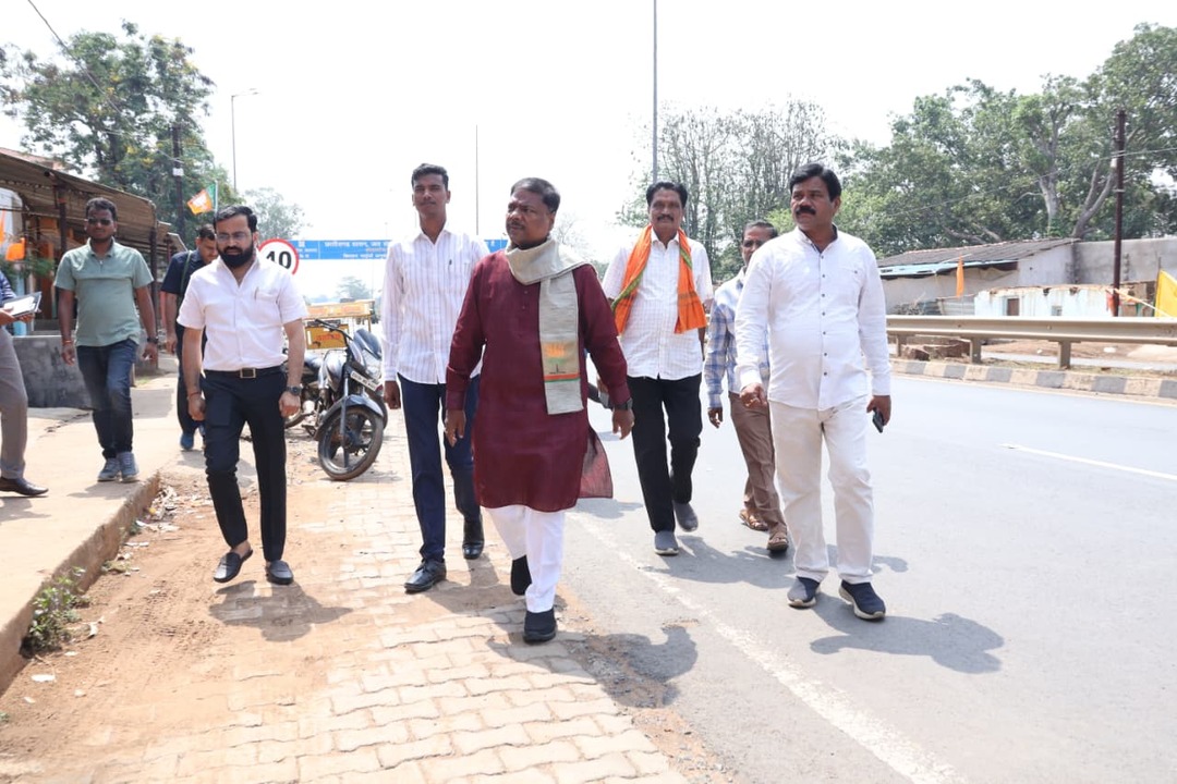 KedarKashyapBJP's tweet image. भारतीय जनता पार्टी के 47वें स्थापना दिवस के पावन अवसर पर भानपुरी (फरसागुड़ा) में बूथ अध्यक्ष श्री बेनूराम साहू जी के निवास में स्थापना दिवस मनाकर "सबका साथ, सबका विकास, सबका विश्वास और सबका प्रयास" के मूल मंत्र के साथ विकसित।

#BJP4IND #BJP4CGState #47YearsOfNationFirst