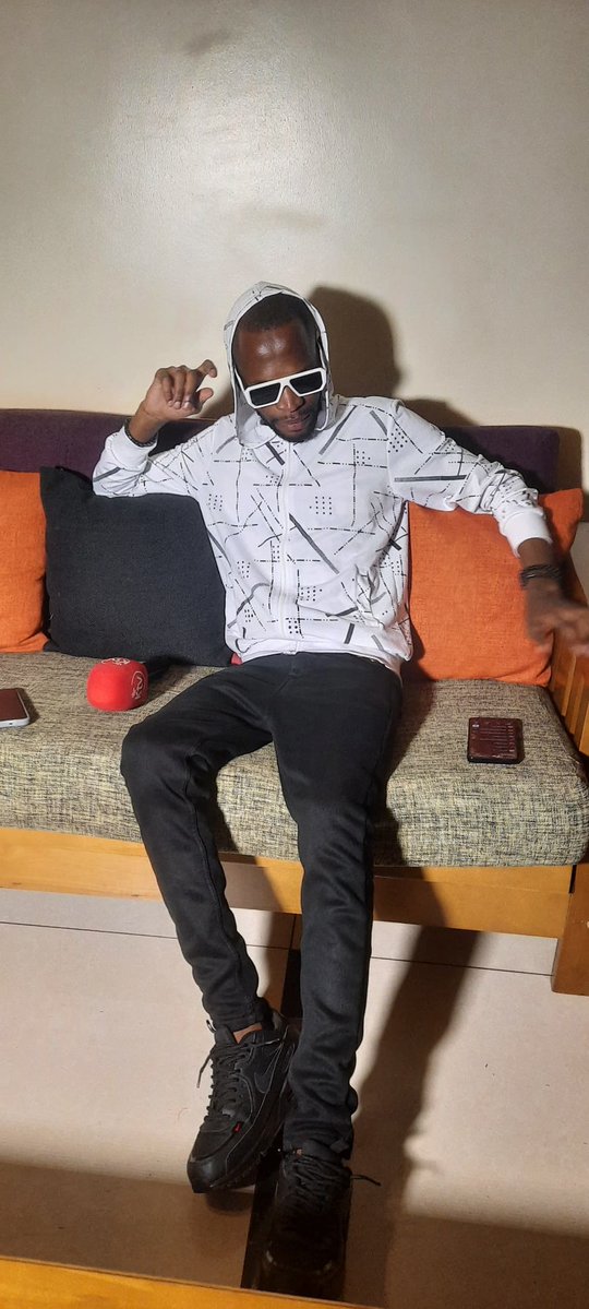 Mc Matslive tweet media