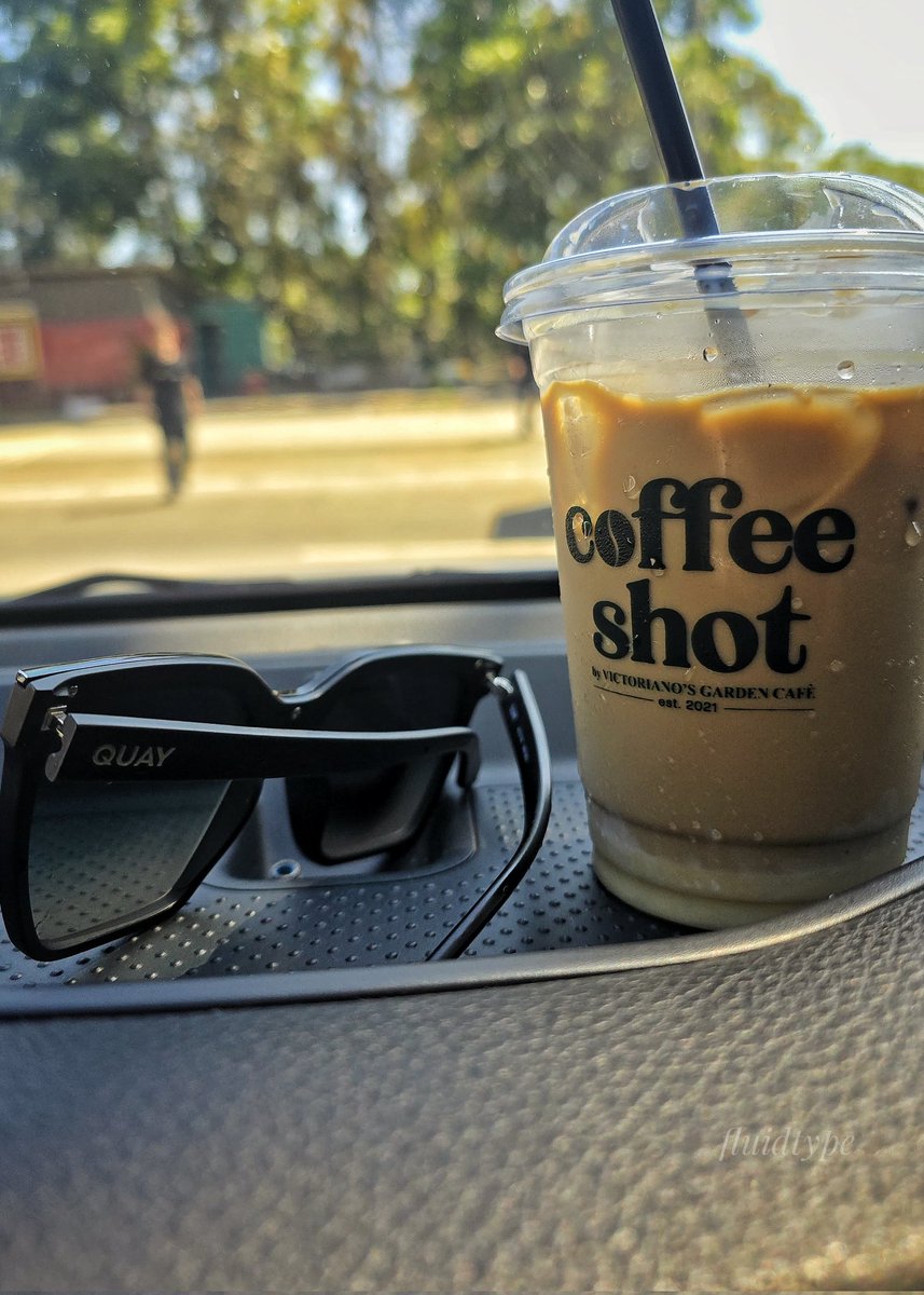 𝔇𝔢𝔢 tweet media