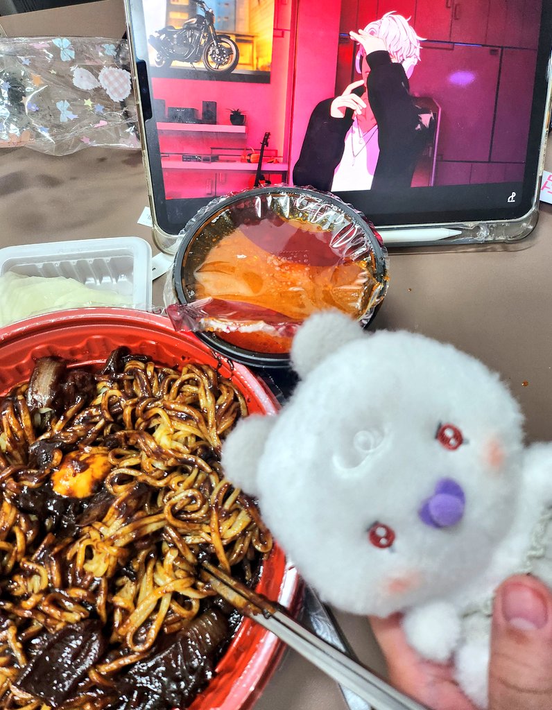 밤뱌칩🎀 tweet media