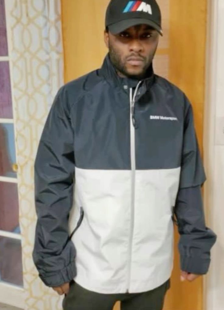 KonArtis tweet media