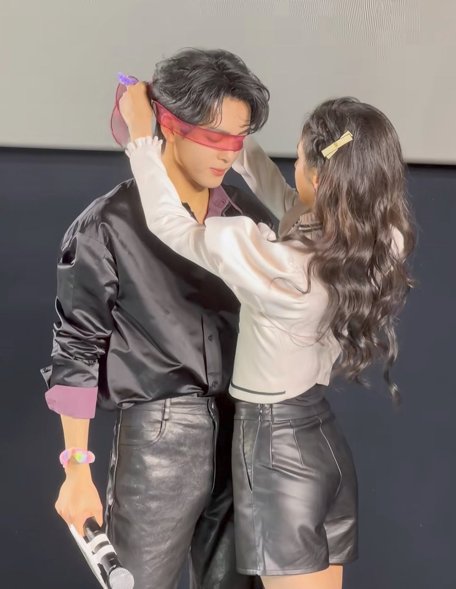 Lovely🪐 tweet media