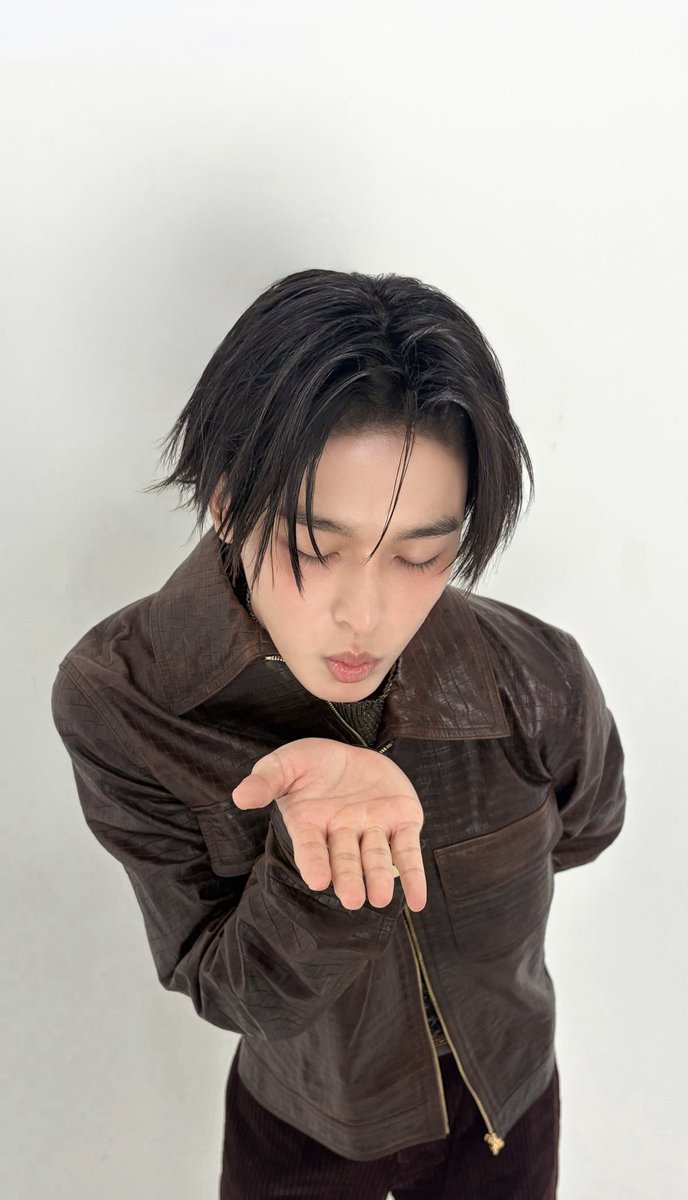 はるなつ tweet media