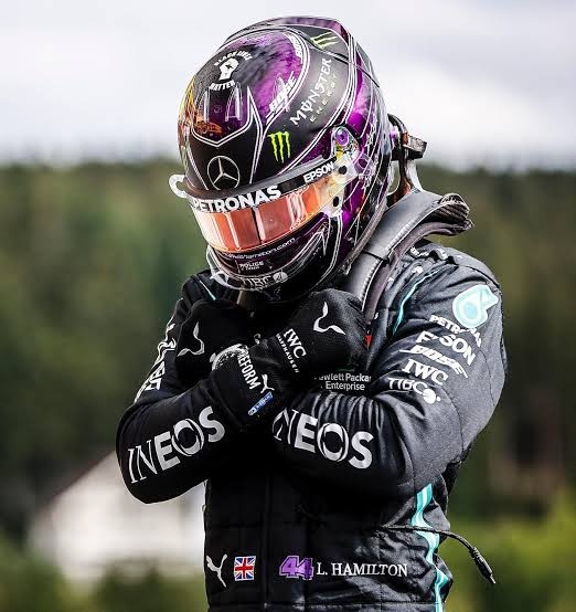 lewis kimi fanatic ⁴⁴ ¹² tweet media