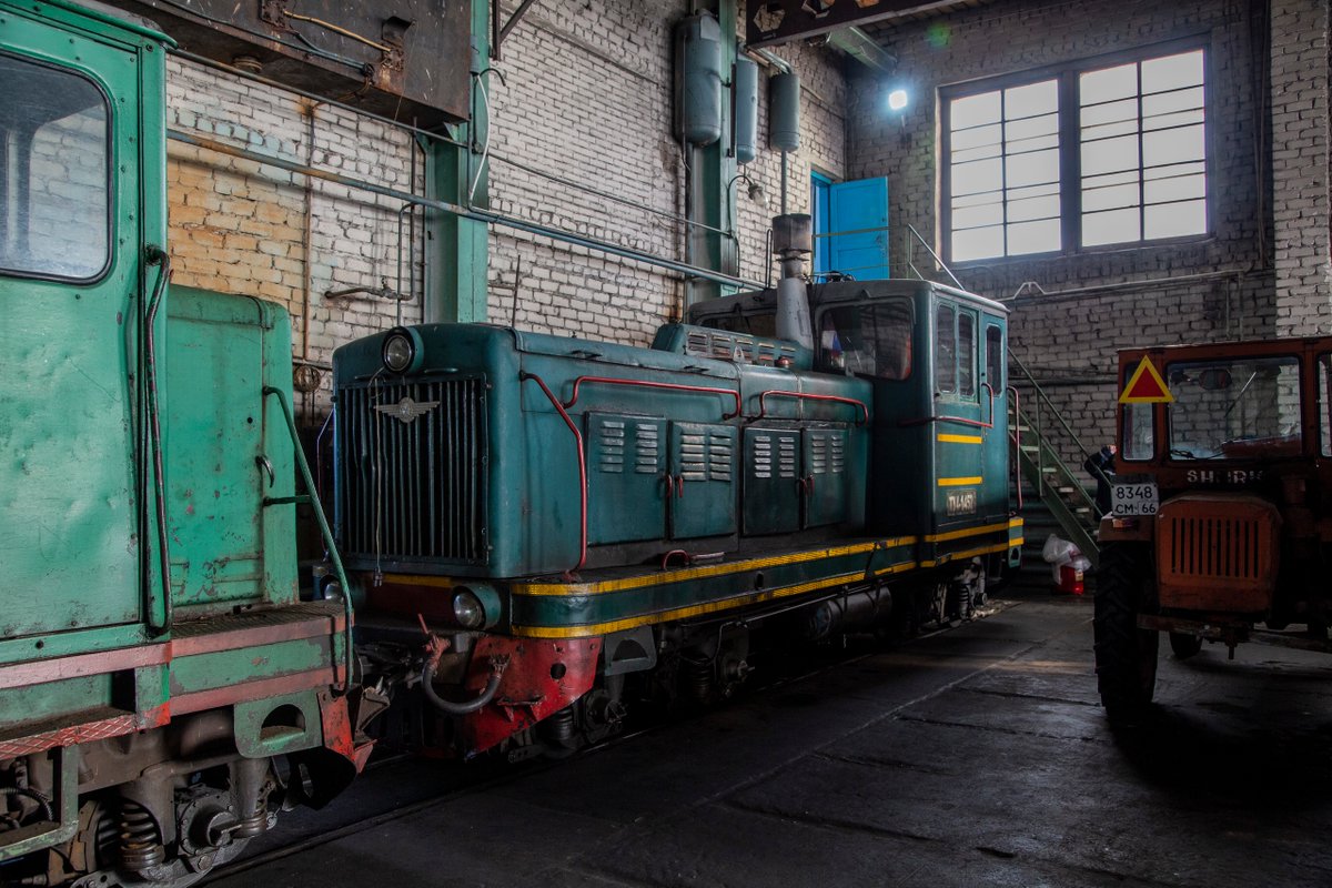 NGR_RU's tweet photo. Тепловоз ТУ4-1452 в депо ст. Санкино, Алапаевская узкоколейная железная дорога, Свердловская область, 2025. Diesel locomotive TU4-1452 at the depot of Sankino station, Alapayevsk narrow-gauge railway in Sverdlovsk Oblast, 2025 Photo Alexander Suslin #Russia #TU4 #ужд #узкоколейка https://t.co/0yY6ZZkdL3