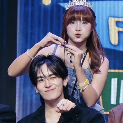 𝓨𝓾 tweet media