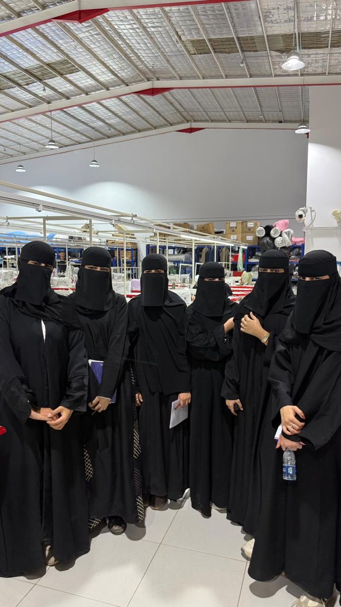 صناعيو المستقبل tweet media