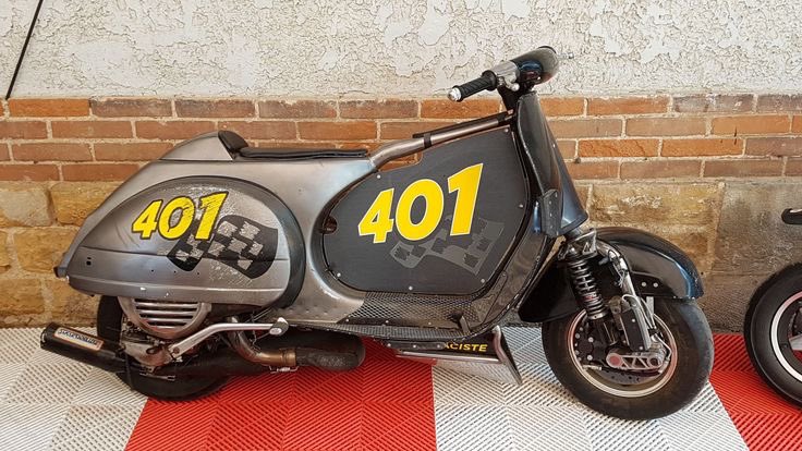 Vespa&Lambretta pics tweet media