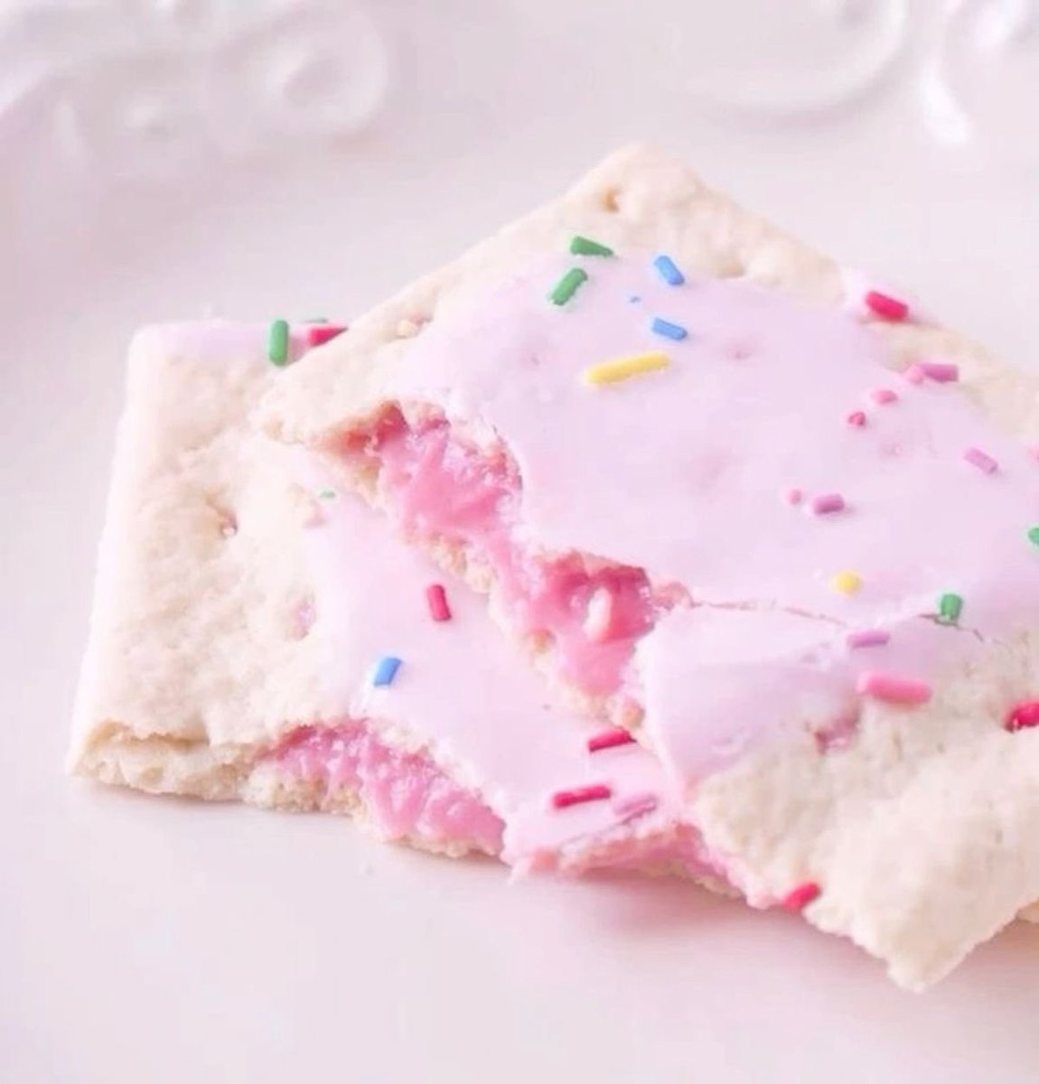 slade 🍭 tweet media