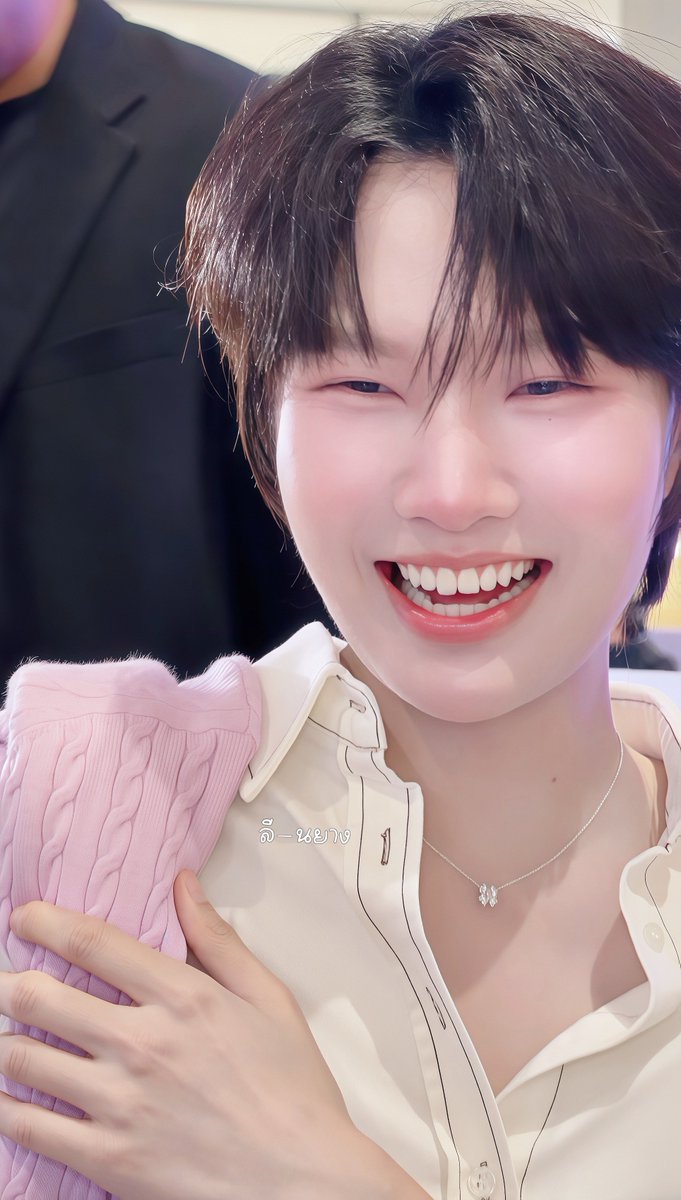 ลีㅡนยาง tweet media