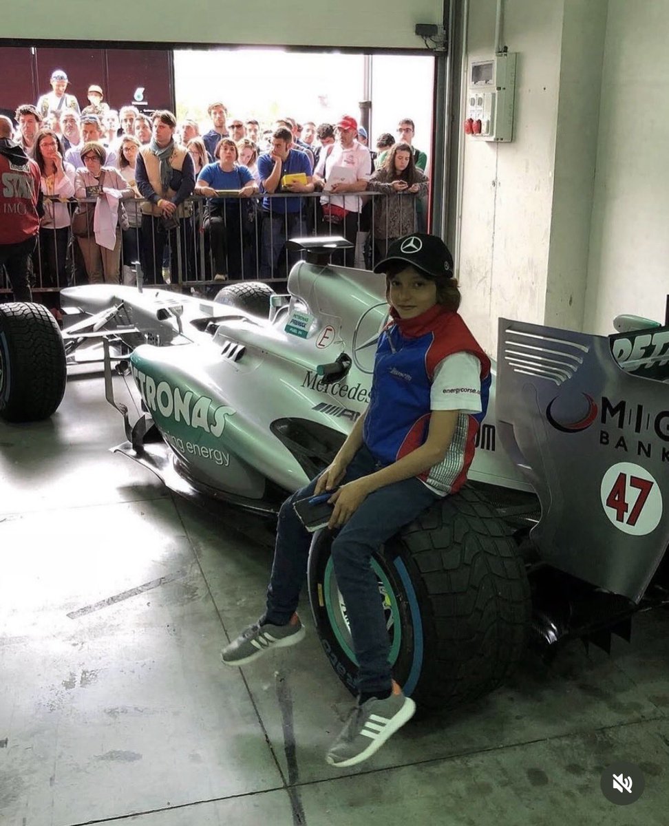 cher 🍒 ˎˊ˗ tweet media