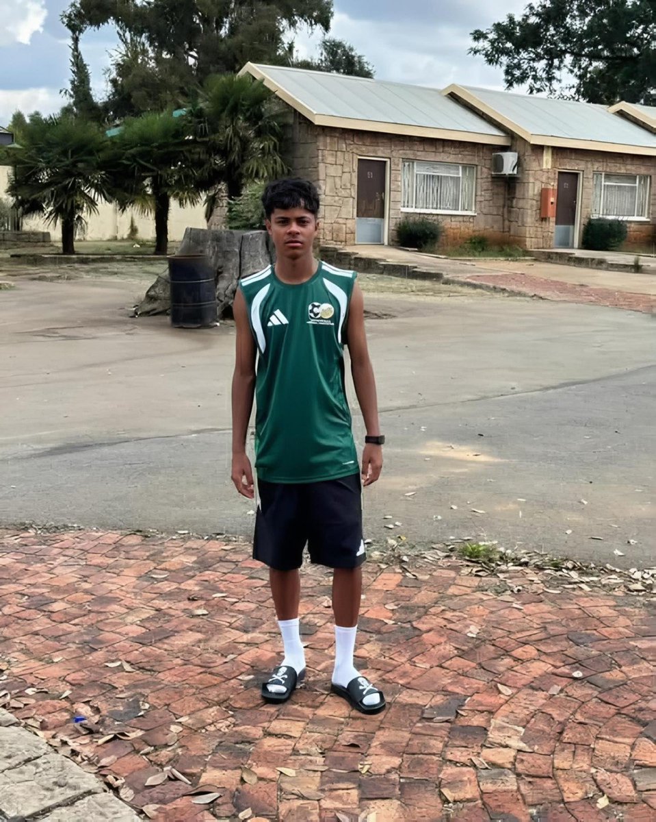 A_B_Ditlhobolo's tweet photo. Amajimbos Will Be Off To Morocco

The 2026 U-17 Africa Cup of Nations will feature 16 teams in Morocco from 25 April to 15 May 2026, with the tournament also serving as a qualifier for the FIFA U-17 World Cup in Qatar. 

South Africa has successfully qualified via the COSAFA zone and will join fellow qualifiers like Angola and Mozambique among the 16 teams competing on the continent.

 Morocco (hosts)
 South Africa 
 Algeria 
 Angola
 Cameroon
 Côte d’Ivoire
 DR Congo
 Egypt
 Ethiopia
 Ghana
 Guinea-Bissau
 Mali
 Mozambique
 Senegal
 Tanzania
 Uganda

The teams that finish in the top 10 at the TotalEnergies CAF U-17 AFCON will qualify for the 2026 FIFA U-17 World Cup in Qatar, which is scheduled for November and will feature 48 teams.

Coach Vela Khumalo will soon finalise his AFCON squad.