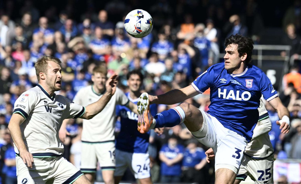 Benjamin Bloom tweet media