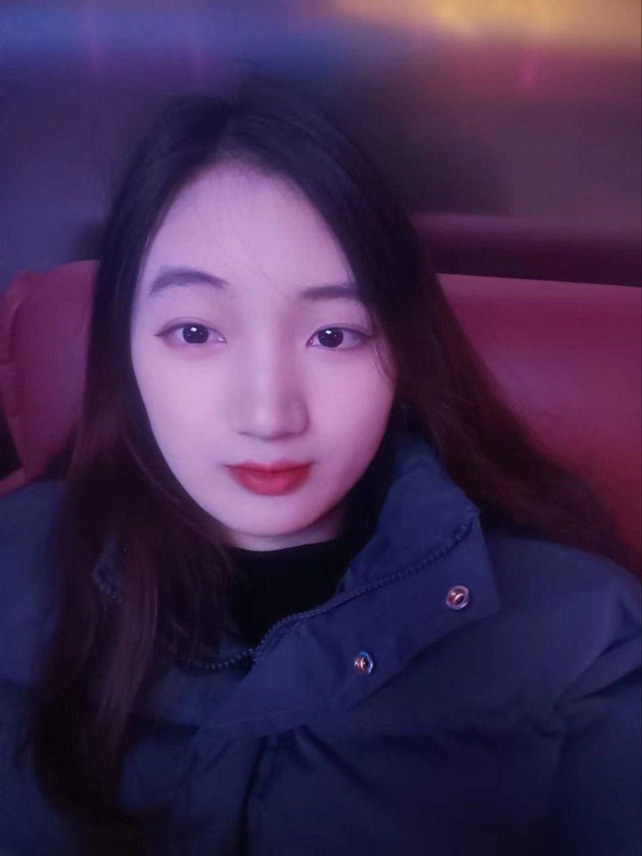 __Hexagon__'s tweet photo. 你去学游泳吧，这样我们就能永浴爱河啦。

成都市双流区鸽子广场

#成都

#四川

老师026

点我头像看简介玩我或联系https://t.co/n72900FLjI https://t.co/552R36JhwD