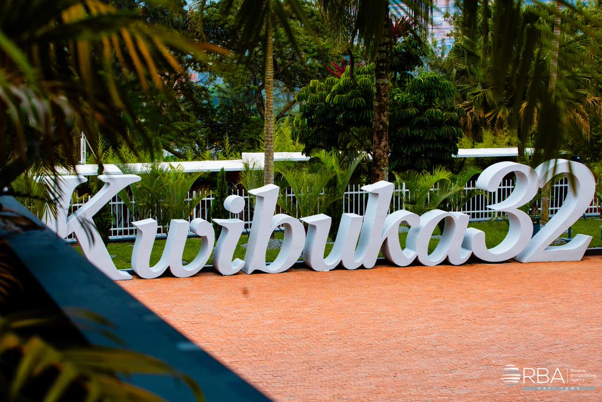 rbarwanda's tweet photo. 🚨AMAKURU AGEZWEHO 🚨

Kuri uyu wa Kabiri, tariki 7 Mata 2026, Abanyarwanda n’Isi yose, baribuka ku nshuro ya 32 Jenoside yakorewe Abatutsi mu 1994. 

Ni umunsi wo gutangiza Icyumweru cy'Icyunamo n’iminsi 100 y’ibikorwa byo kwibuka.

Ku Rwibutso rwa Jenoside rwa Kigali ruri ku Gisozi mu Mujyi wa Kigali, ni ho hatangirizwa ibikorwa byo #Kwibuka32 ku rwego rw’Igihugu. #RBAAmakuru 

📷: @Nkuranga_