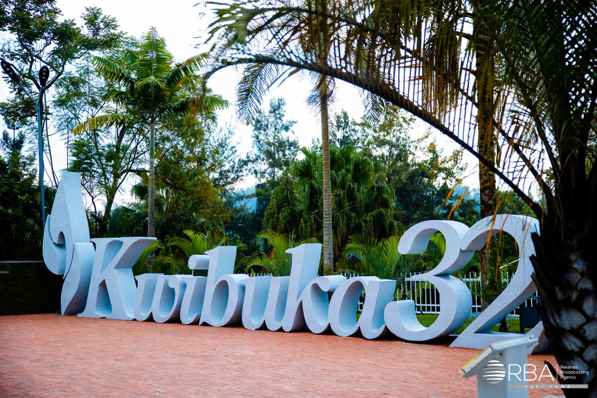 rbarwanda's tweet photo. 🚨AMAKURU AGEZWEHO 🚨

Kuri uyu wa Kabiri, tariki 7 Mata 2026, Abanyarwanda n’Isi yose, baribuka ku nshuro ya 32 Jenoside yakorewe Abatutsi mu 1994. 

Ni umunsi wo gutangiza Icyumweru cy'Icyunamo n’iminsi 100 y’ibikorwa byo kwibuka.

Ku Rwibutso rwa Jenoside rwa Kigali ruri ku Gisozi mu Mujyi wa Kigali, ni ho hatangirizwa ibikorwa byo #Kwibuka32 ku rwego rw’Igihugu. #RBAAmakuru 

📷: @Nkuranga_