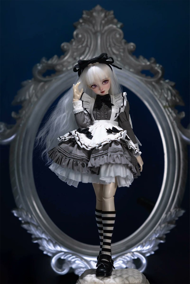 dolkstation01's tweet photo. 🖤 AZUKI in Wonderland ~Noir Alice ver.~

* Limited Makeup 
* Layaway payment accepted
* 50% Shipping CashBack also offered

Visit --> https://t.co/AjRwD2X2gi 

#bjd #doll #dolls #balljointeddoll #dolk #dolkbjd #smartdoll #pullip #newdoll #newbjd https://t.co/IlTY2MVAsQ