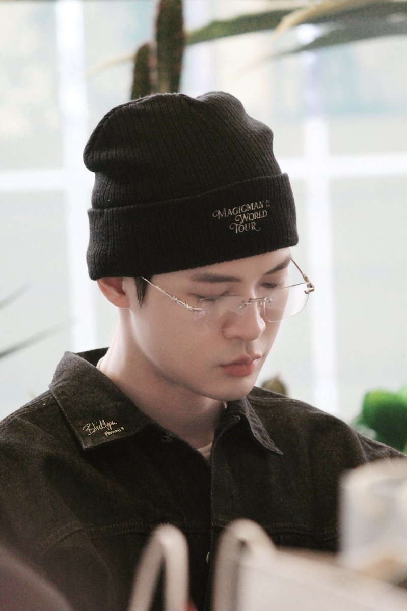 Andrea 🤍☆ tweet media