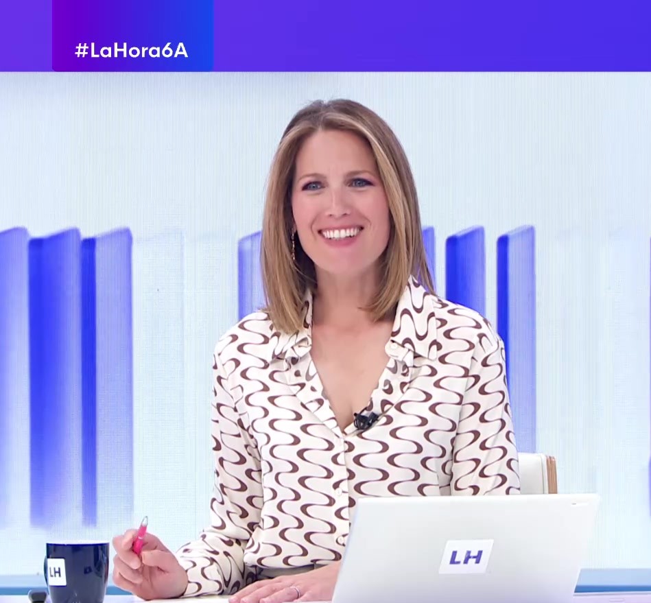 'La Hora de La 1' (<a href="/LaHoraTVE/">La Hora de La 1</a>) - con <a href="/SIntxaurrondo/">Silvia Intxaurrondo</a> -, #LÍDER con un 22,7% en <a href="/La1_tve/">La 1</a> y el Canal 24 horas.

🔹 Consigue 1.707.000 espectadores únicos este lunes. 

#Audiencias 📈  #ImparablesRTVE