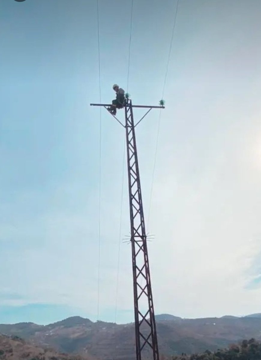 𝓔𝓼𝓽 𝓗𝓐𝓛𝓘̇𝓛 tweet media